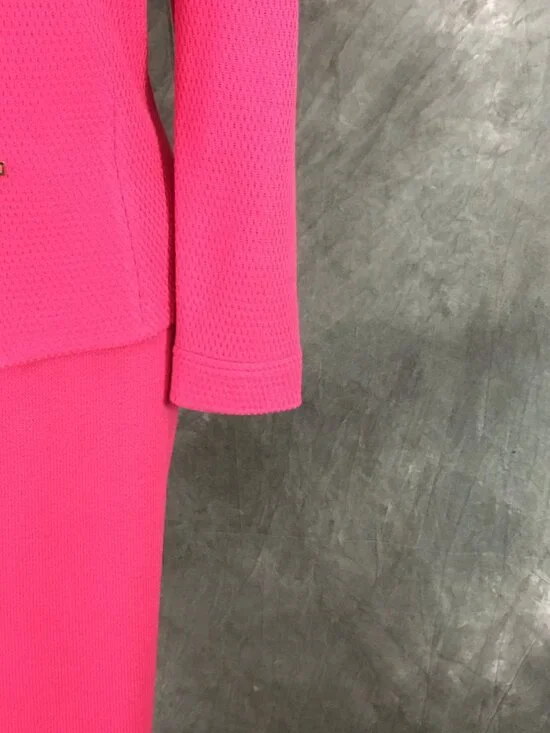 BEAUTIFUL St John collection knit pink jacket skirt suit size 12 - Picture 6 of 10